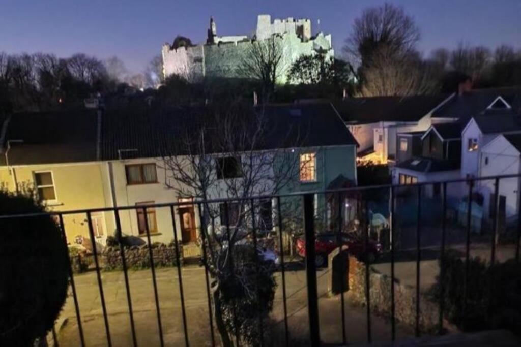 Castle View - Flat In Mumbles - Free Parking Apartment Oystermouth Exterior foto