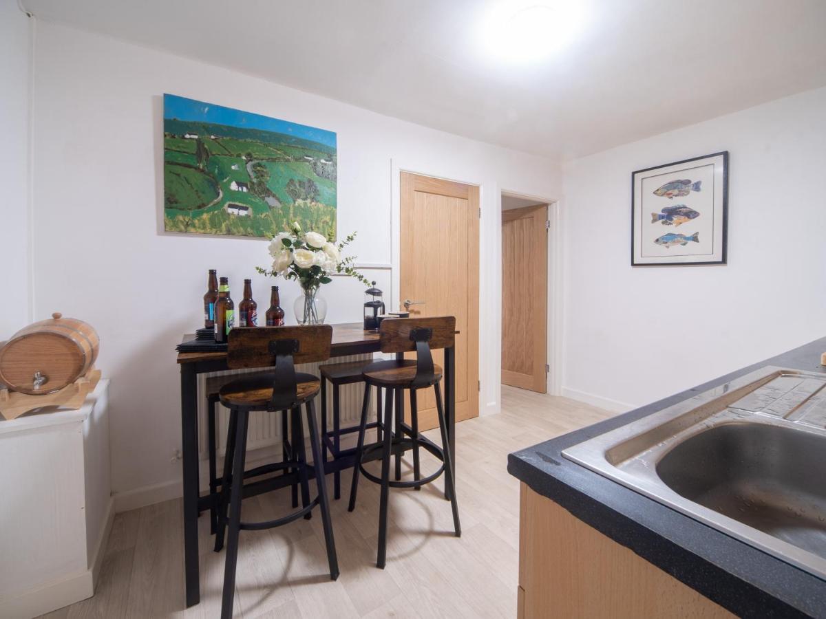 Castle View - Flat In Mumbles - Free Parking Apartment Oystermouth Exterior foto